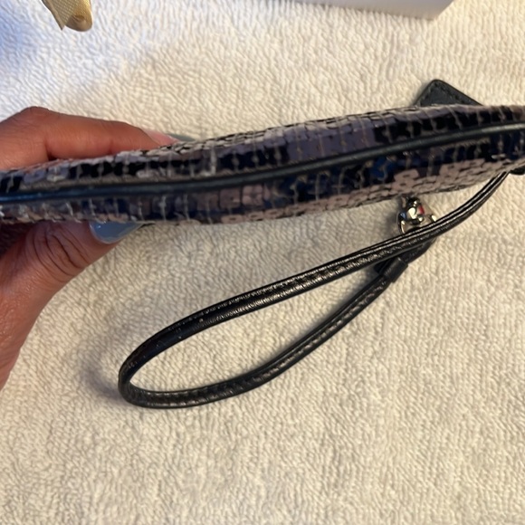 Coach sequin mini wristlet - Picture 12 of 14